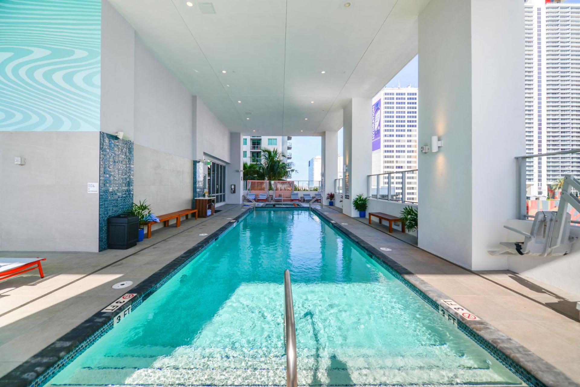 Apartamento Luxury One-bedroom W Amenities!